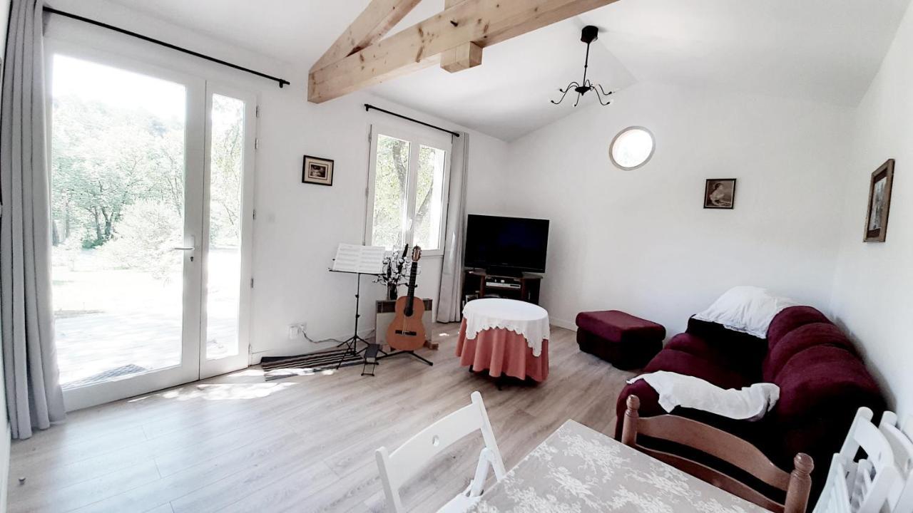 Le Cabanon Vakantiehuis Sainte-Croix-a-Lauze